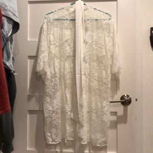Girl & A Serious Dream Lace Bridal Robe/Kimono XS